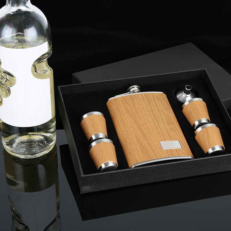 Wood Coated Hip Flask Gift Set