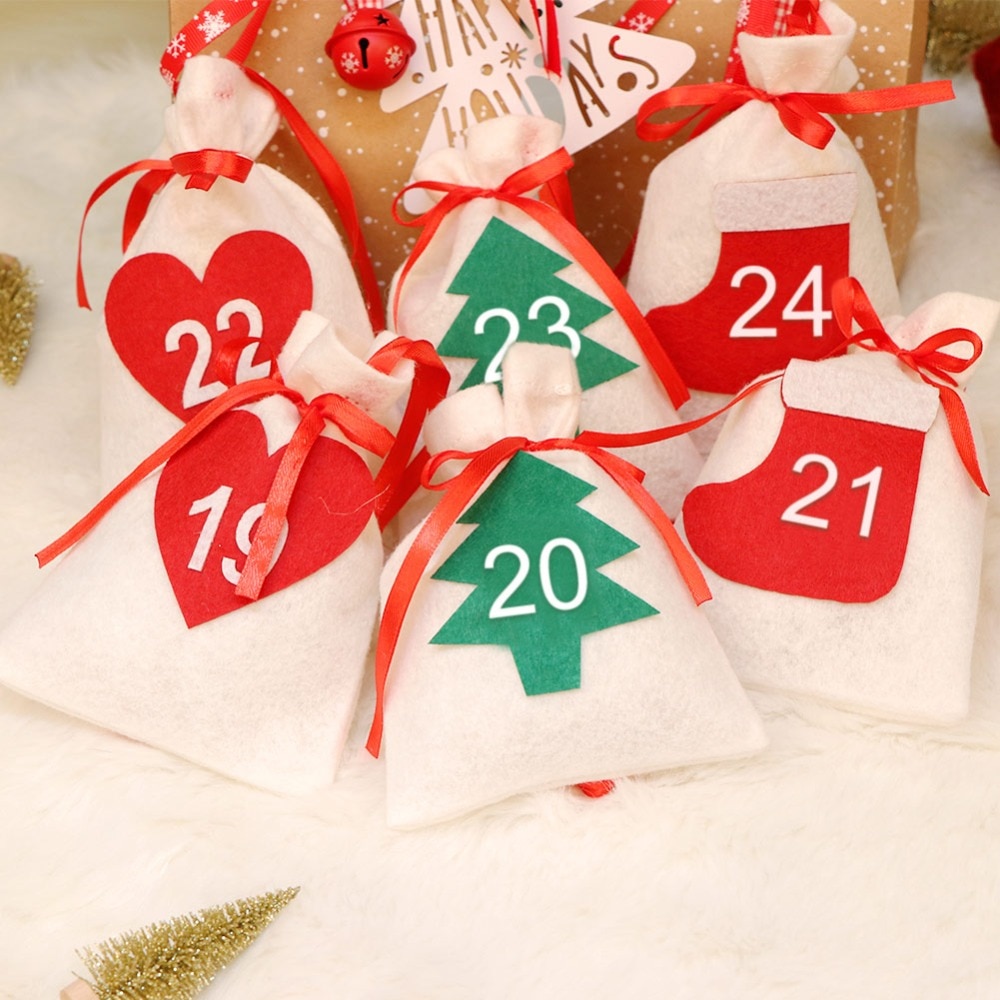 Christmas Fabric Hanging Calendar with Gift Bags